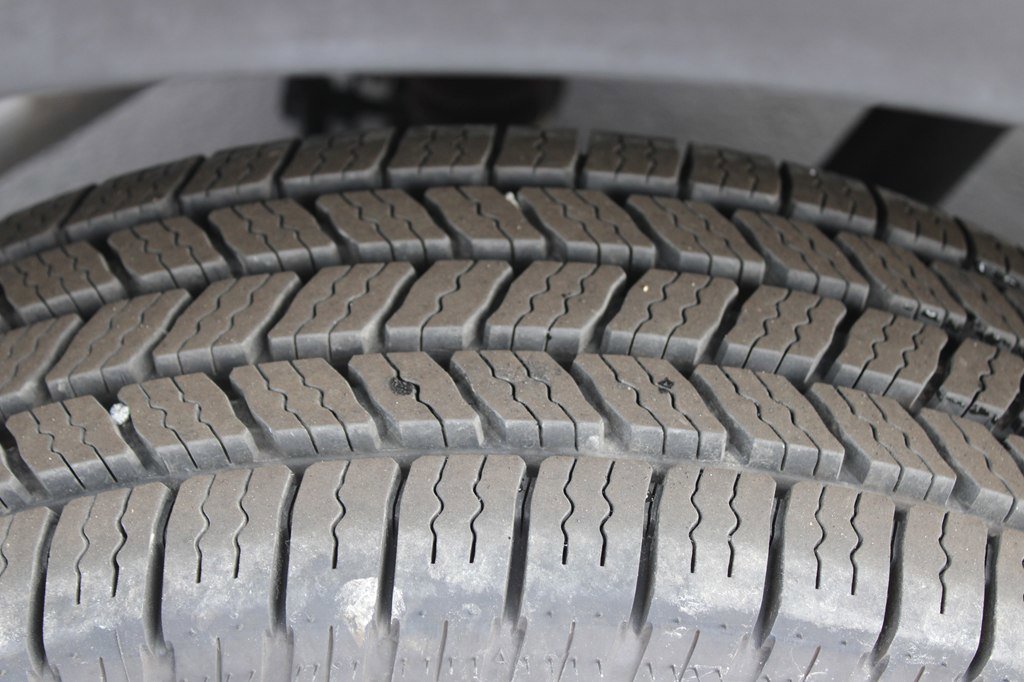 Used 2023 Ford Transit 250 148 High Roof w/ Load Area Protection Package image 29