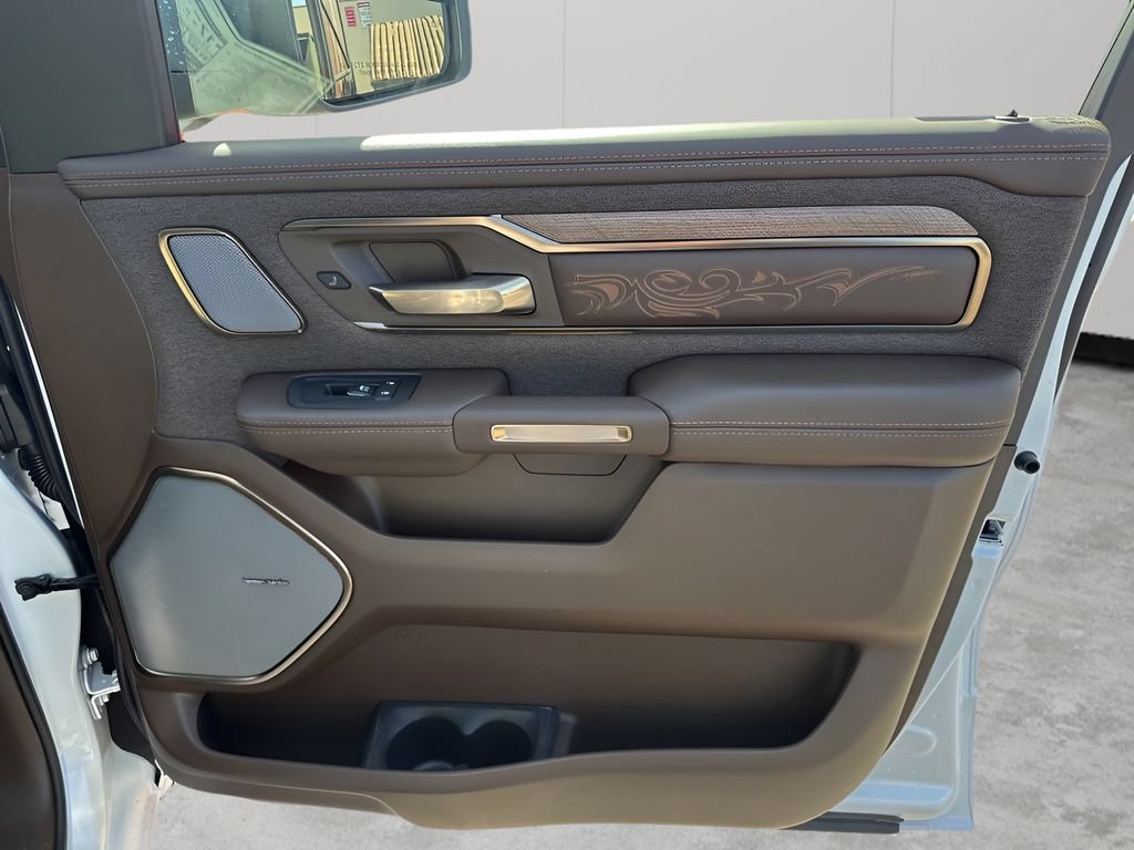 New 2026 RAM 1500 Limited AWD/4WD image 16