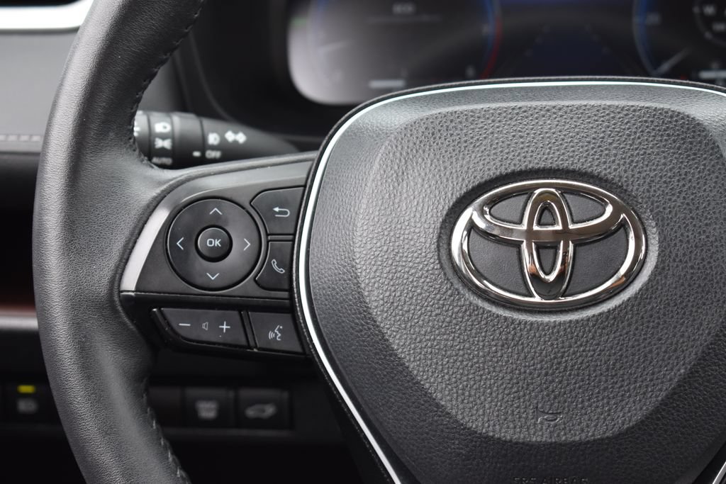 Used 2023 Toyota RAV4 Limited FWD image 16
