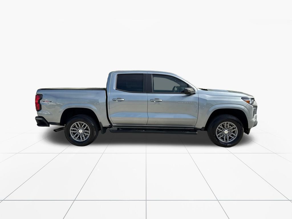 Used 2023 Chevrolet Colorado LT w/ LT Convenience Package AWD/4WD image 10