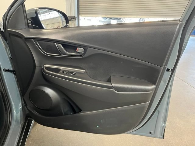 Used 2022 Hyundai Kona SEL AWD/4WD image 12