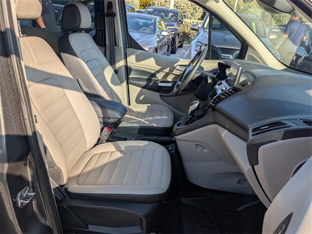 Certified 2023 Ford Transit Connect Titanium w/ Trailer Tow Package image 17