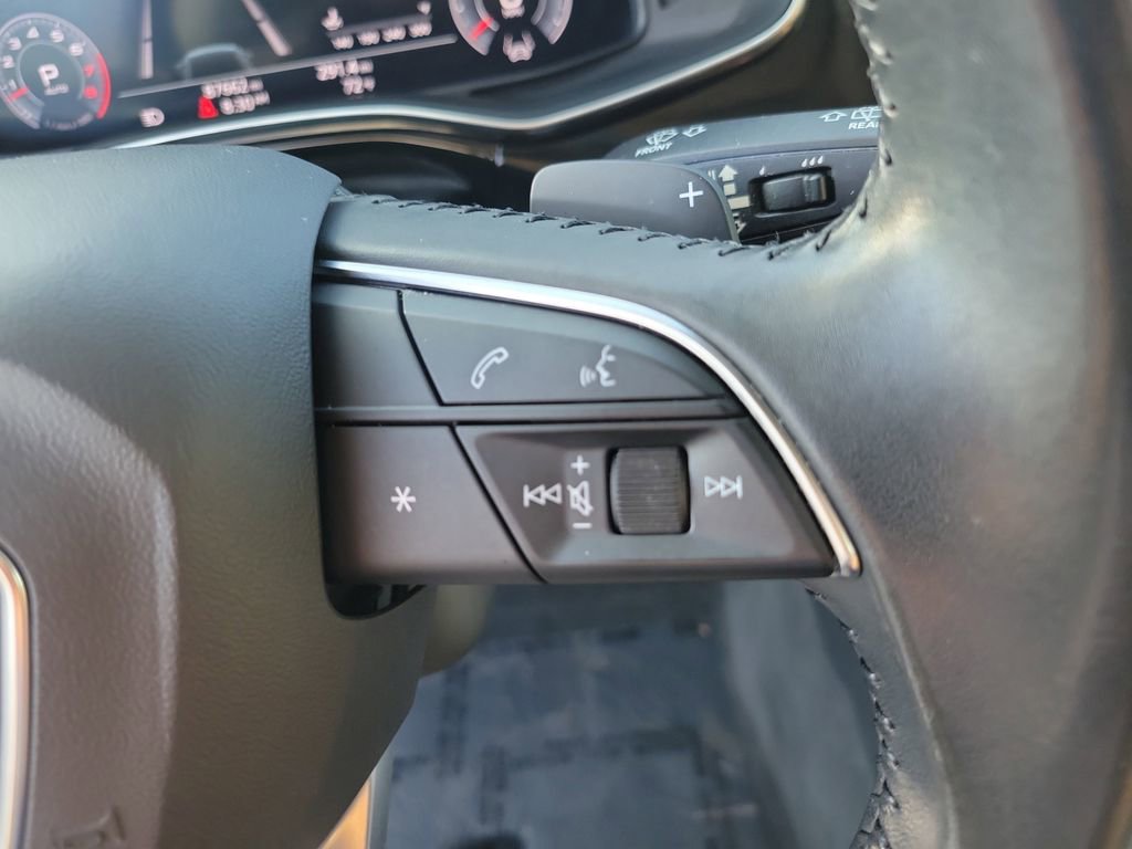 Used 2019 Audi Q8 Prestige image 31