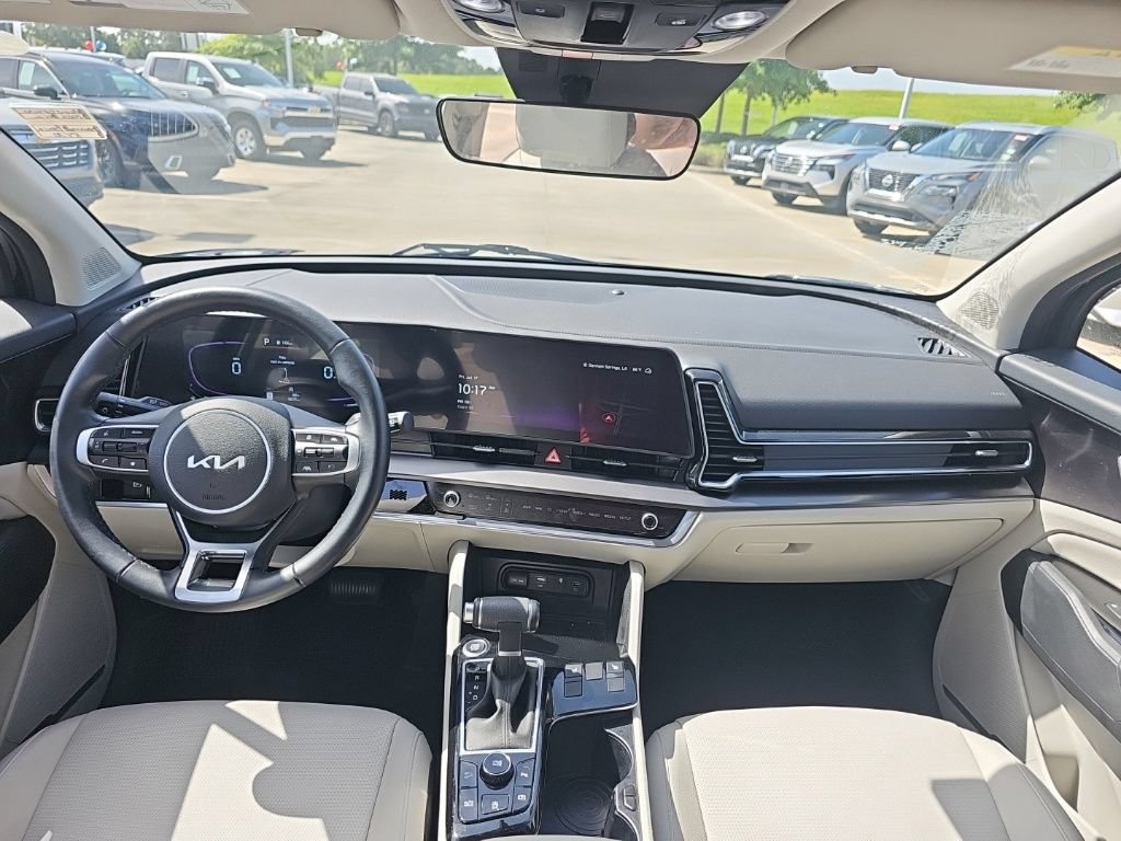Certified 2025 Kia Sportage EX w/ Premium Package FWD image 27