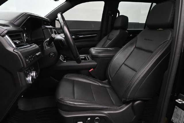 Certified 2021 GMC Yukon Denali w/ Advanced Technology Package AWD/4WD image 10