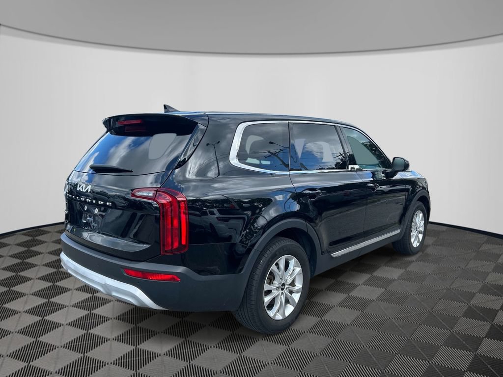 Used 2022 Kia Telluride LX AWD/4WD image 5