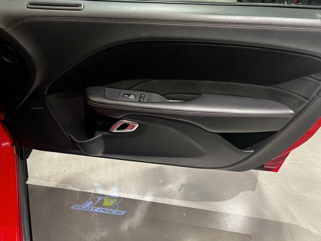 Used 2020 Dodge Challenger R/T Scat Pack RWD image 19