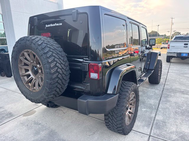 Used 2017 Jeep Wrangler Unlimited Sahara w/ Connectivity Group AWD/4WD image 7