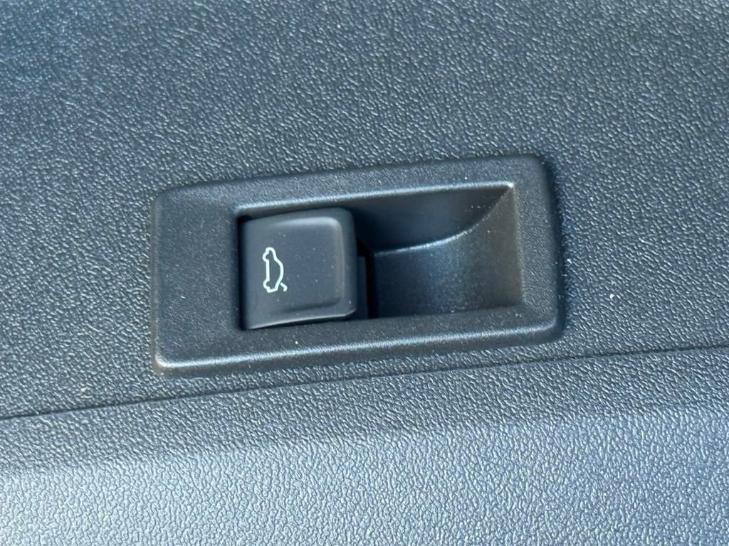 New 2025 Audi Q5 Premium Plus image 63