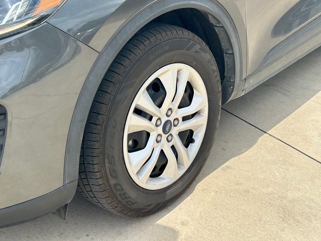 Used 2020 Ford Escape S FWD image 9