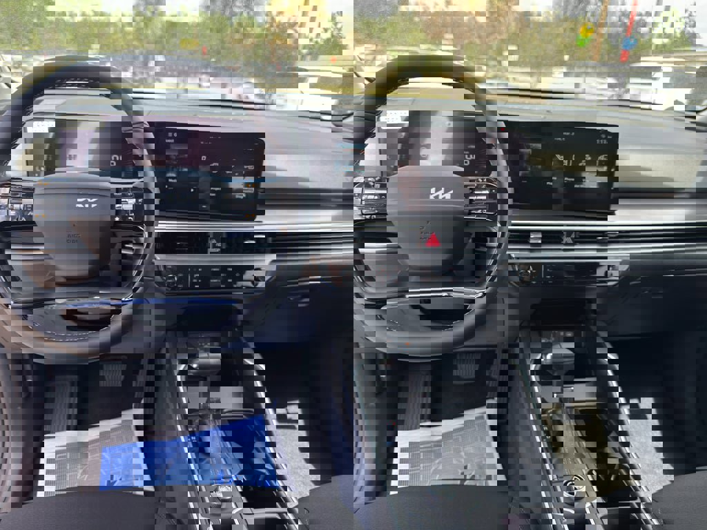 New 2026 Kia Sorento LX image 23