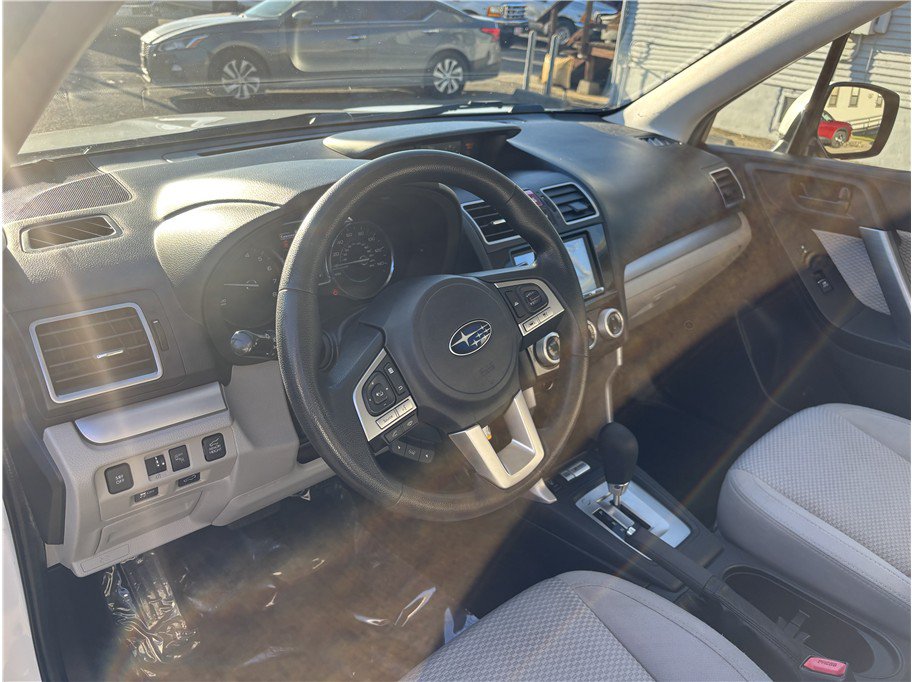 Used 2018 Subaru Forester 2.5i Premium AWD/4WD image 11