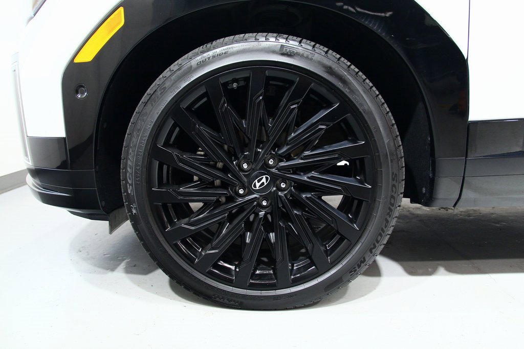 Used 2024 Hyundai Santa Fe Calligraphy image 17