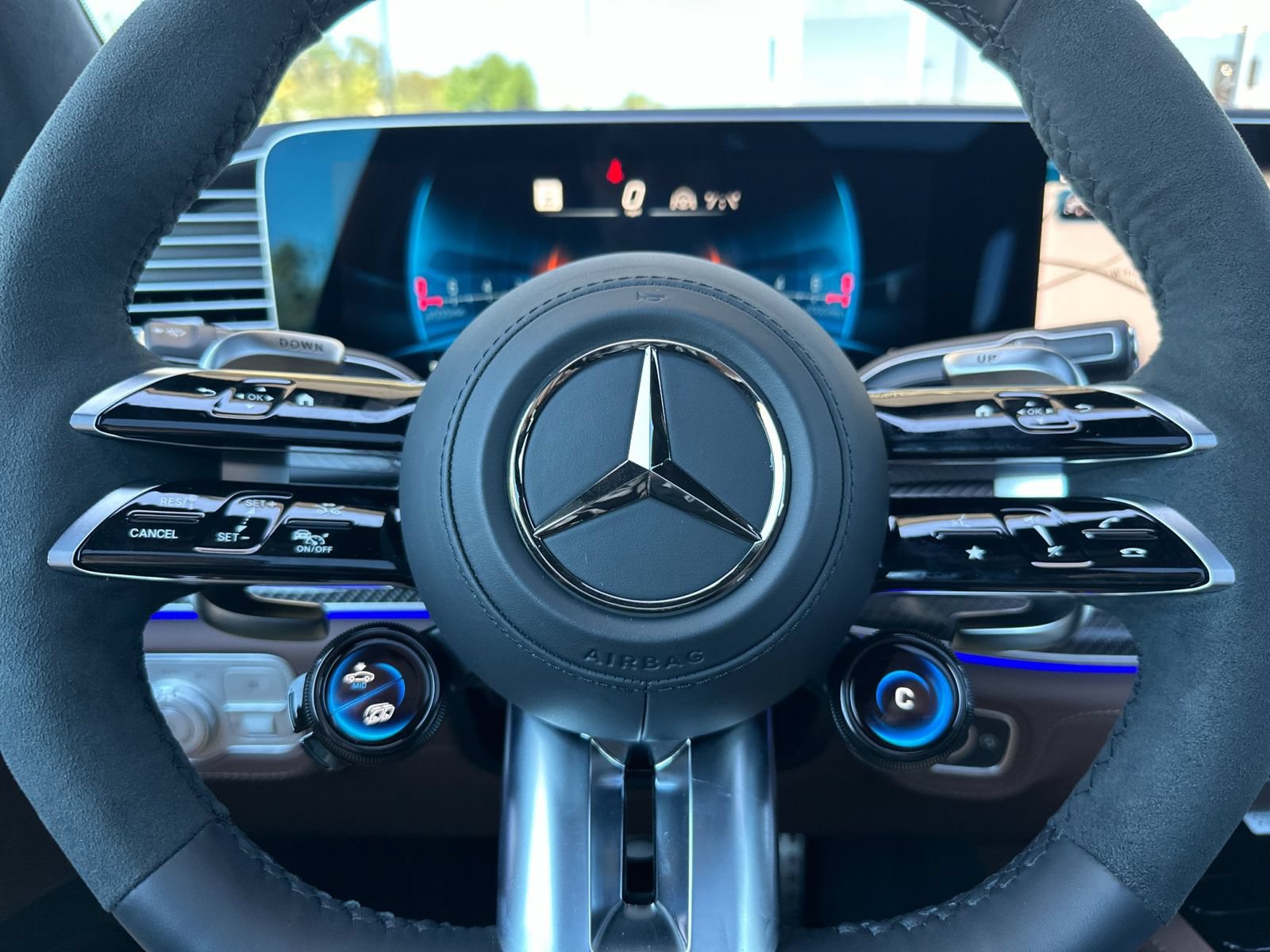 New 2026 Mercedes-Benz GLE 63 AMG S image 26