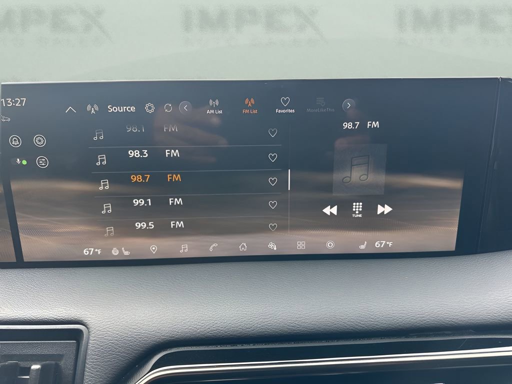 Used 2025 Nissan Armada PRO-4X image 19