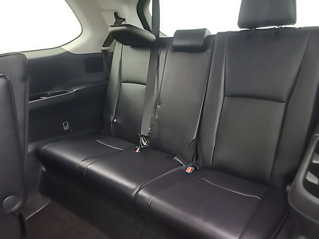 Used 2025 Toyota Grand Highlander AWD image 23