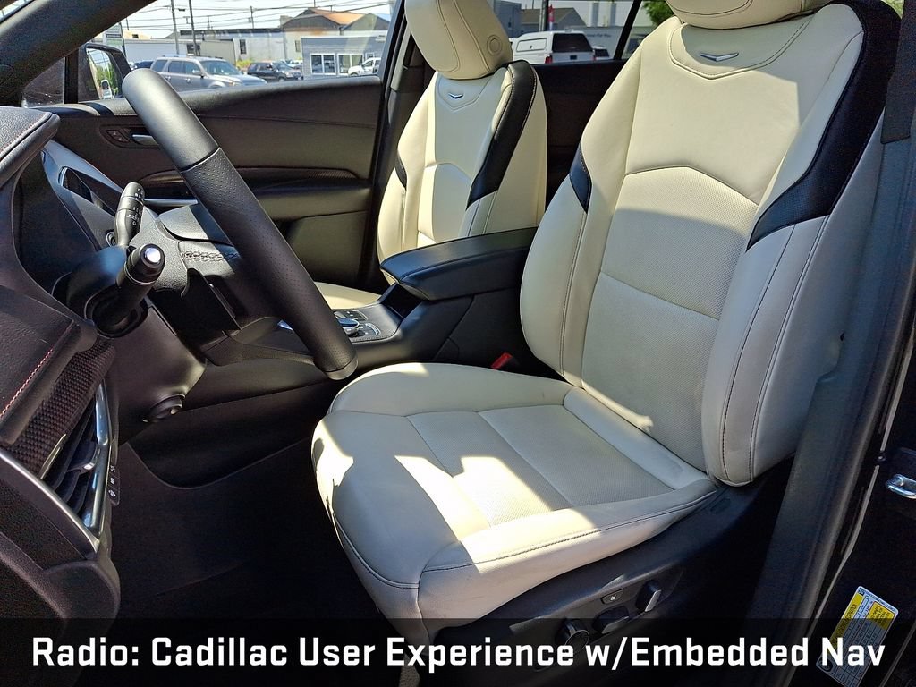 Used 2022 Cadillac XT4 Sport FWD image 17