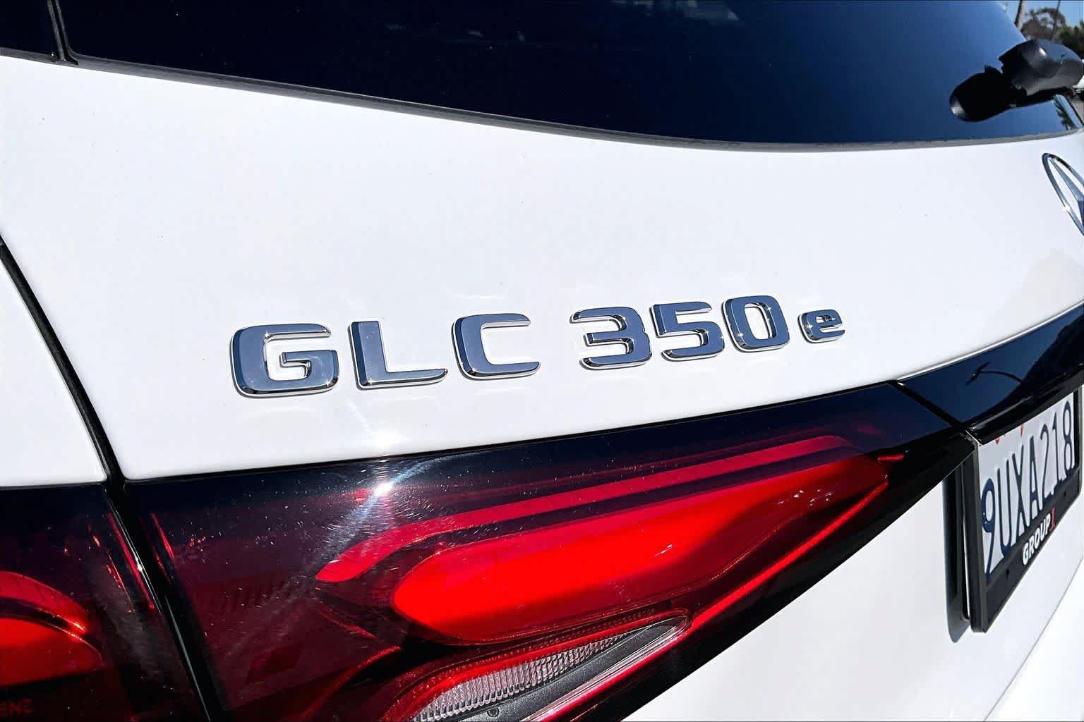 Used 2025 Mercedes-Benz GLC 350e 4MATIC image 9