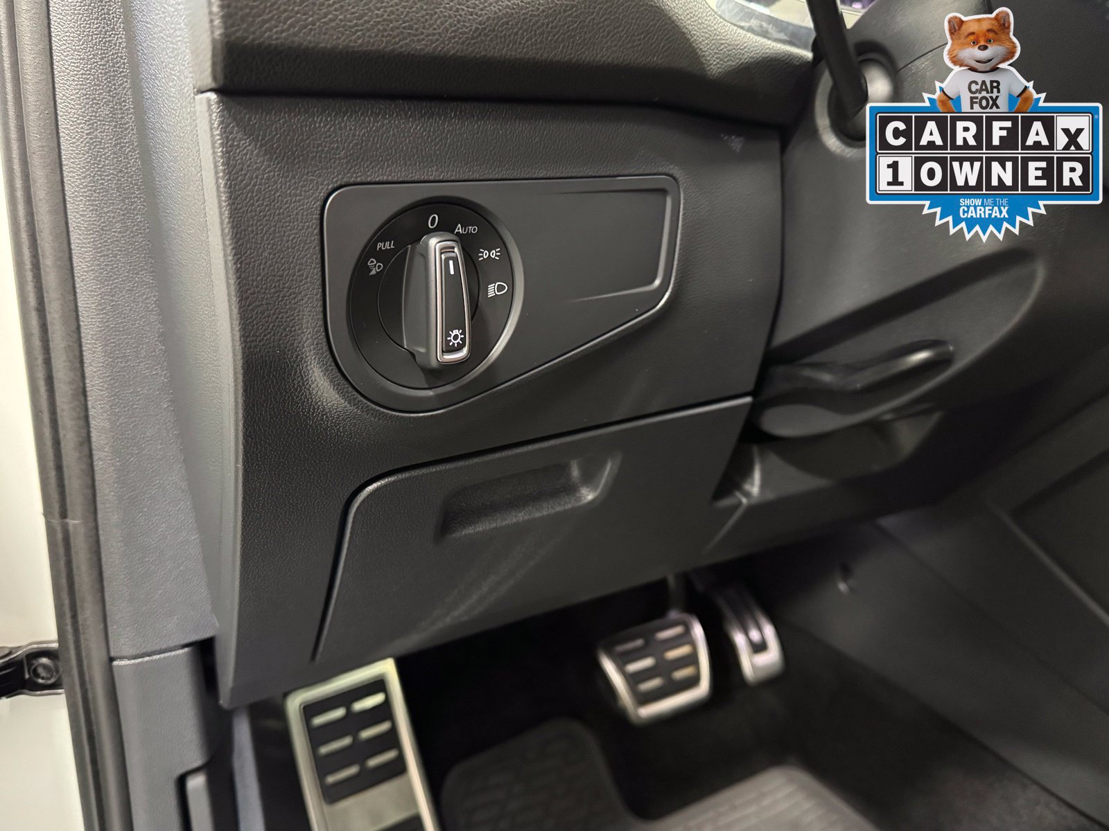 Used 2024 Volkswagen Tiguan SEL R-Line AWD/4WD image 20