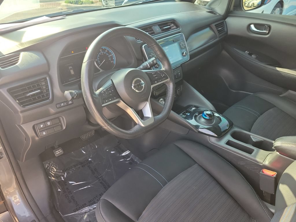 Used 2018 Nissan Leaf SV w/ SV All Weather Package FWD image 15