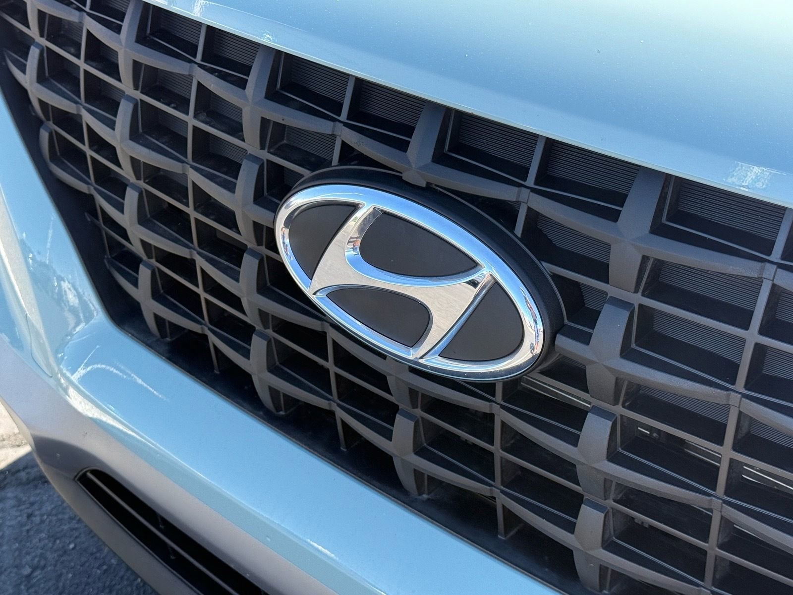 Used 2025 Hyundai Venue SE image 33