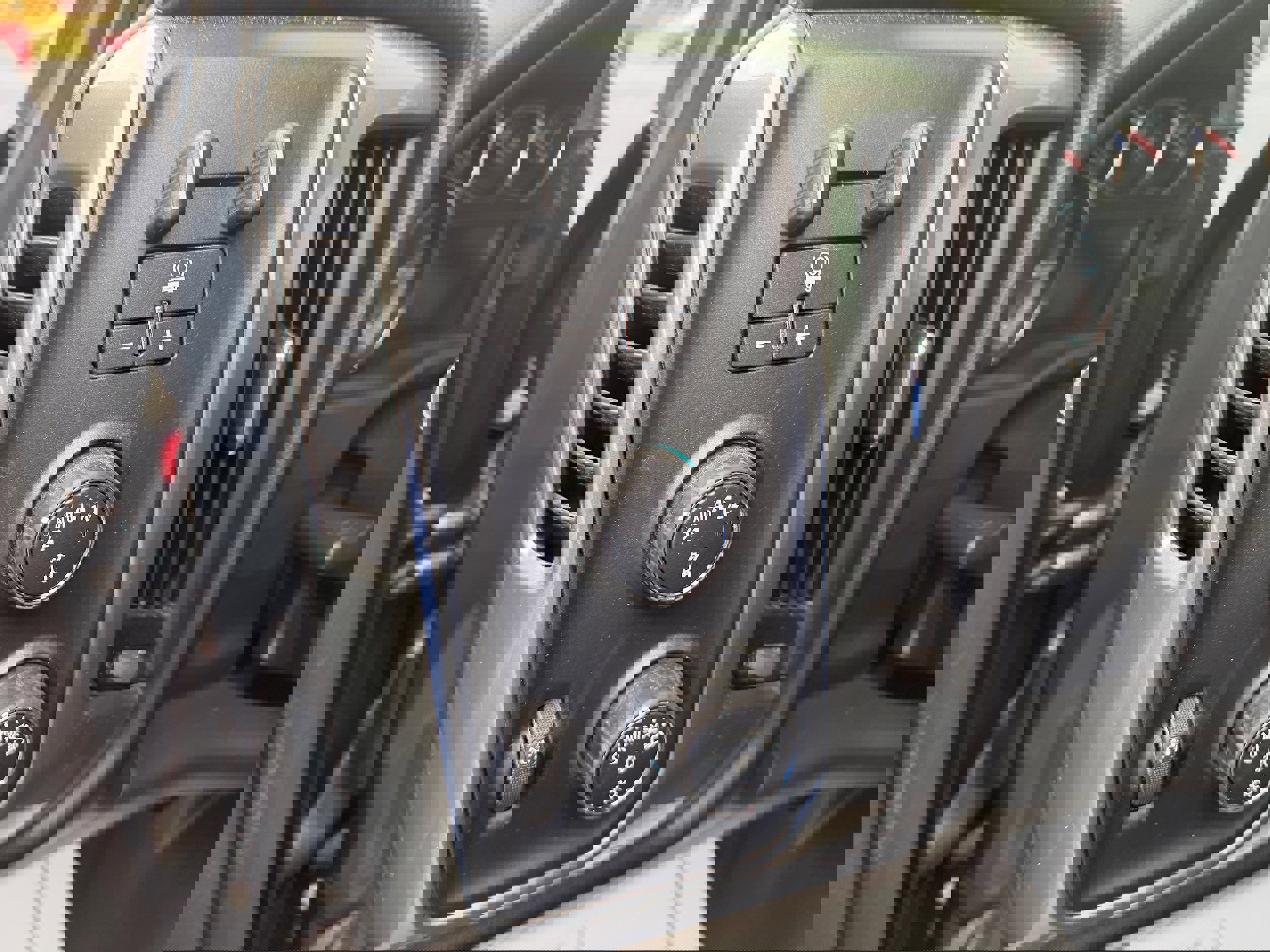 Used 2018 Chevrolet Silverado 1500 LT w/ All Star Edition image 6