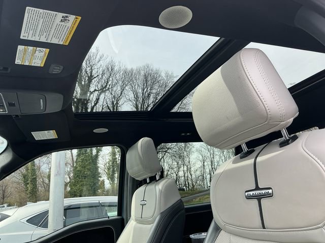 Used 2023 Ford F150 Lightning Platinum image 26