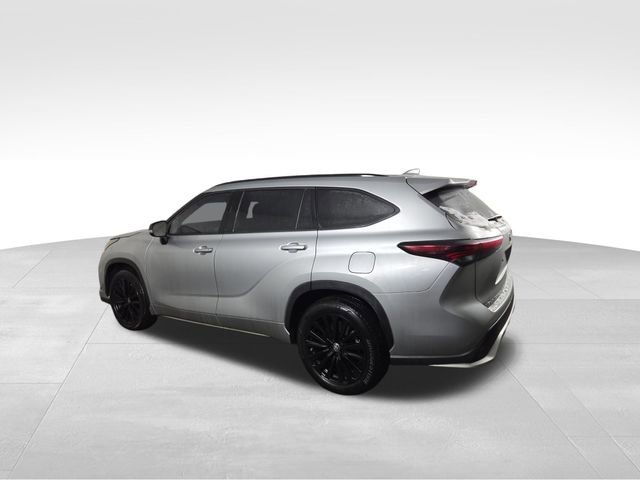 Used 2024 Toyota Highlander XSE image 10