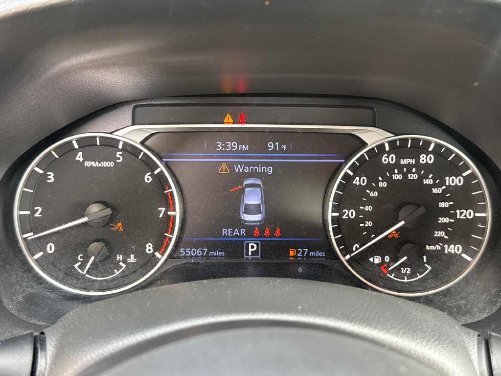 Used 2024 Nissan Altima 2.5 SV FWD image 21