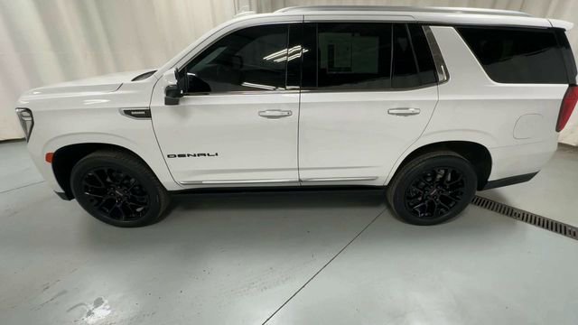 Used 2023 GMC Yukon Denali image 5