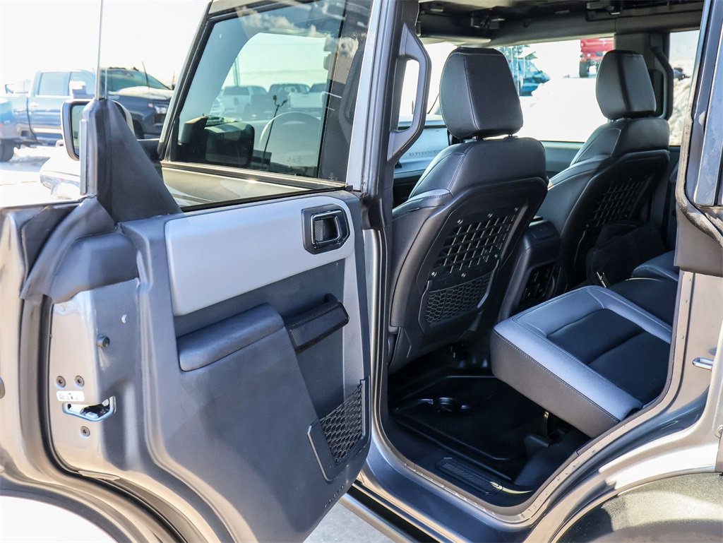 Used 2024 Ford Bronco Black Diamond image 23