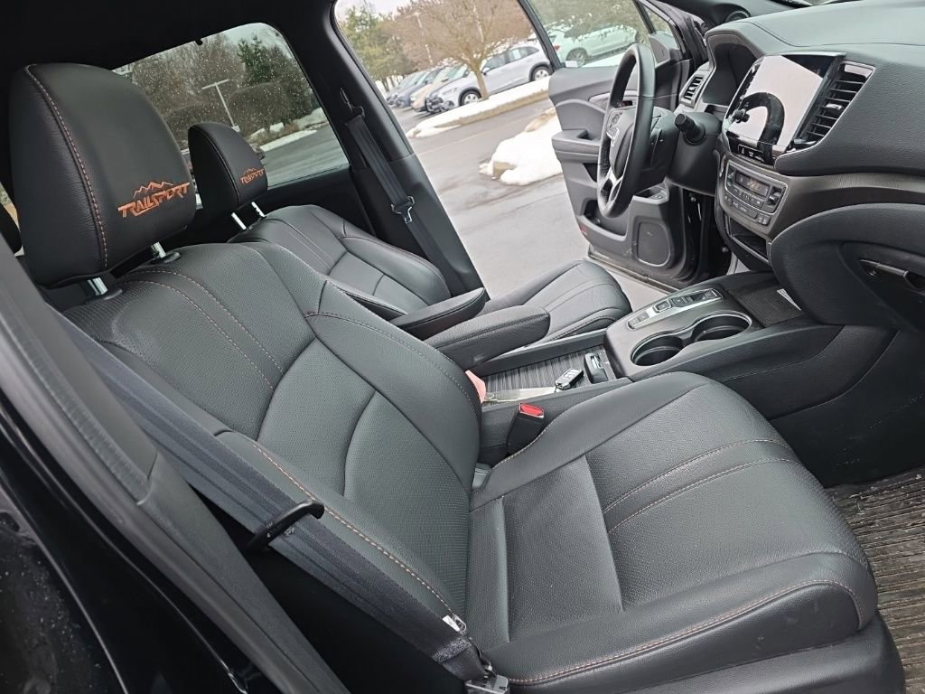 Used 2023 Honda Passport TrailSport image 24