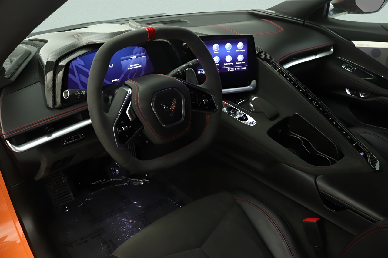 Used 2022 Chevrolet Corvette Stingray Premium Cpe w/ Z51 Performance Package RWD image 12