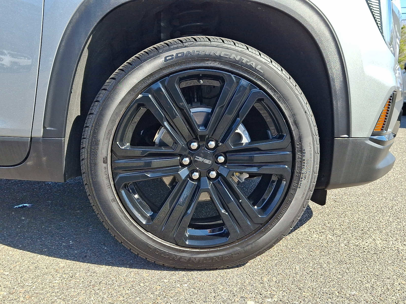 Certified 2026 GMC Acadia Elevation w/ Black Edition image 9