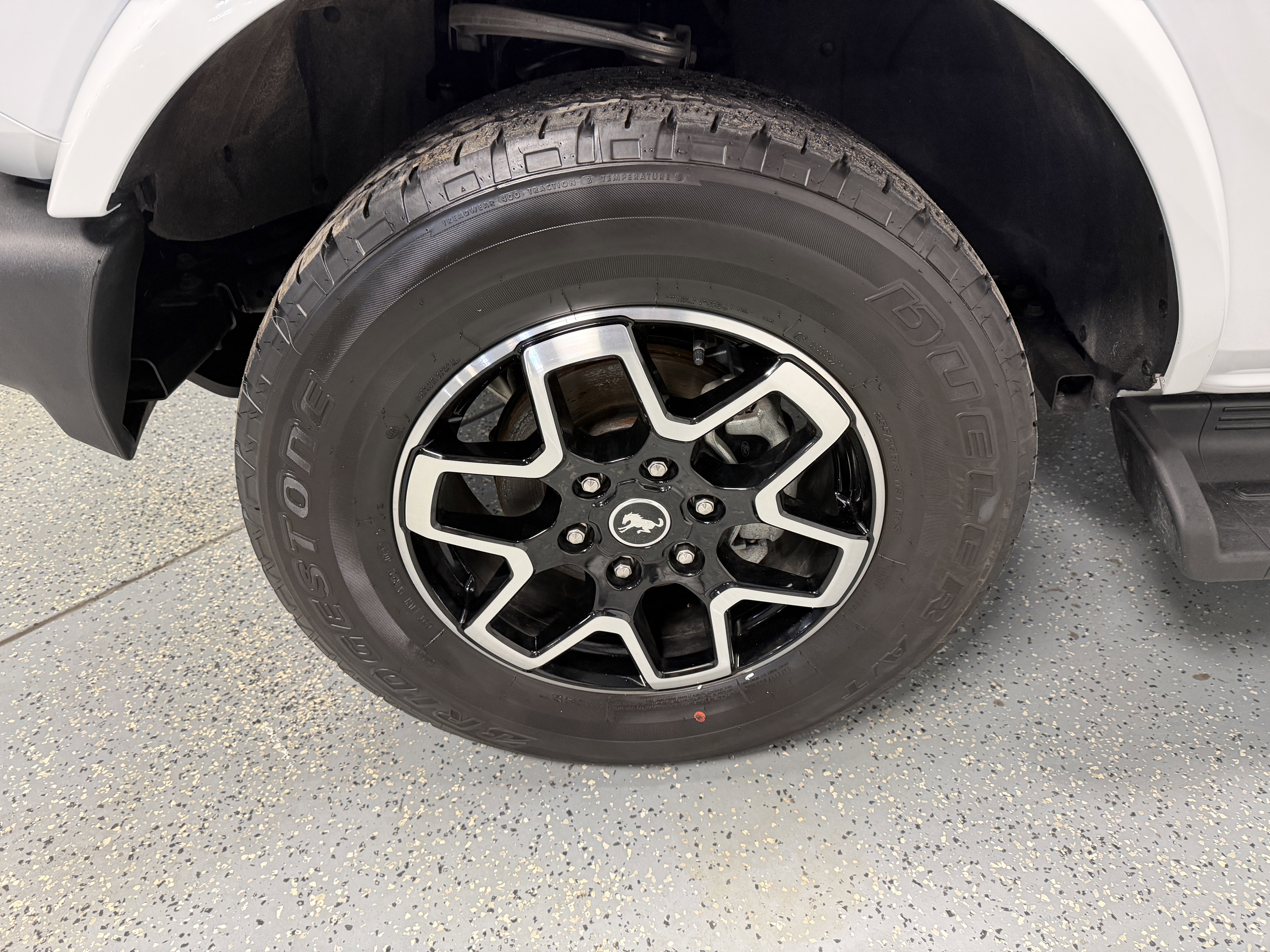 Used 2025 Ford Bronco Outer Banks image 30