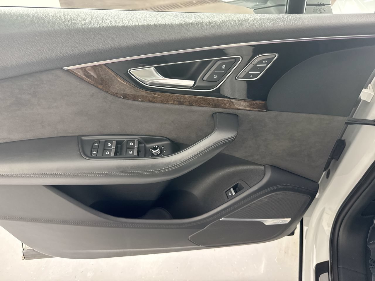 Used 2018 Audi Q7 3.0T Prestige w/ Prestige Package AWD/4WD image 20