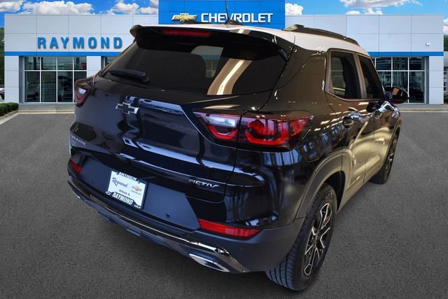 Used 2025 Chevrolet TrailBlazer ACTIV w/ Convenience Package image 4