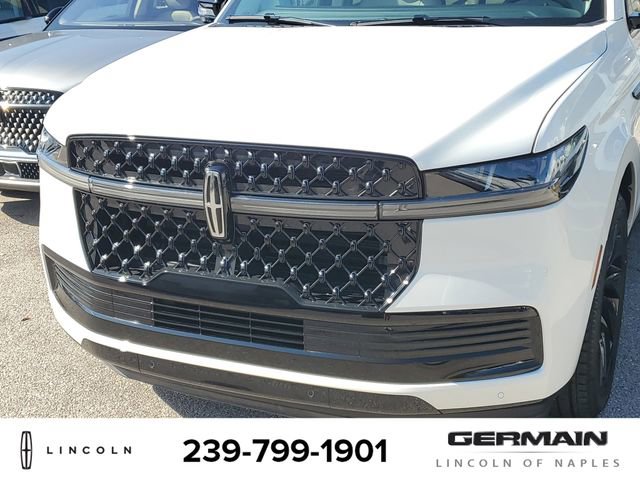 New 2026 Lincoln Navigator Reserve w/ Jet Appearance Package image 13