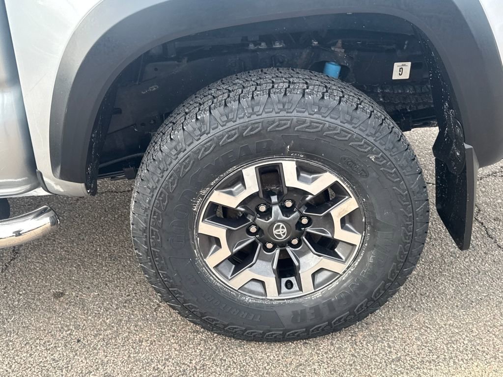 Used 2023 Toyota Tacoma TRD Off-Road image 37