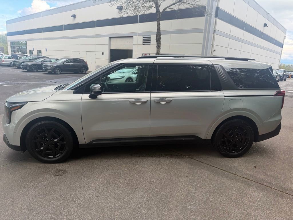Used 2026 Kia Carnival SX Prestige image 6
