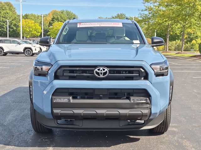 Used 2026 Toyota 4Runner SR5 AWD/4WD image 5