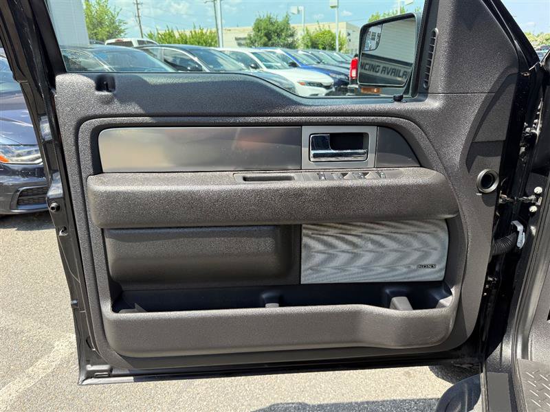 Used 2014 Ford F150 Raptor w/ Equipment Group 801A Luxury AWD/4WD image 18