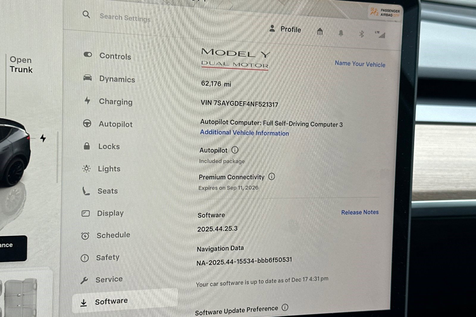 Used 2022 Tesla Model Y Performance image 35