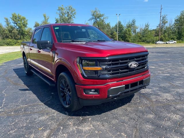 New 2026 Ford F150 XLT w/ Equipment Group 302A MID AWD/4WD image 8