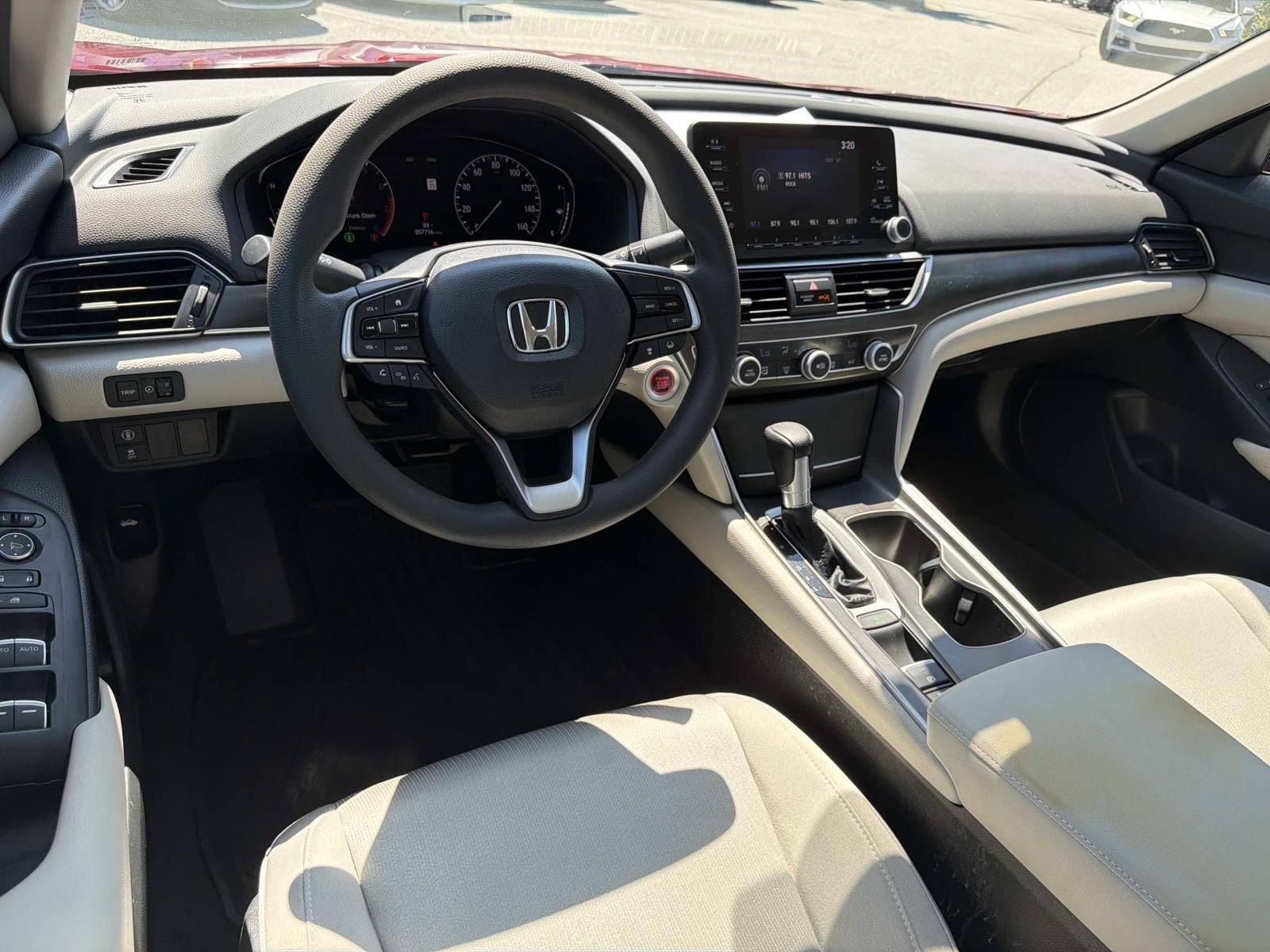 Used 2019 Honda Accord LX image 22