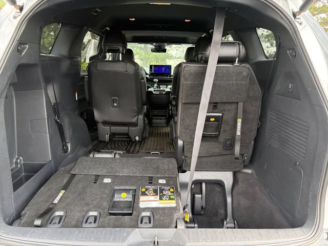 Certified 2025 Toyota Sienna Limited AWD/4WD image 34