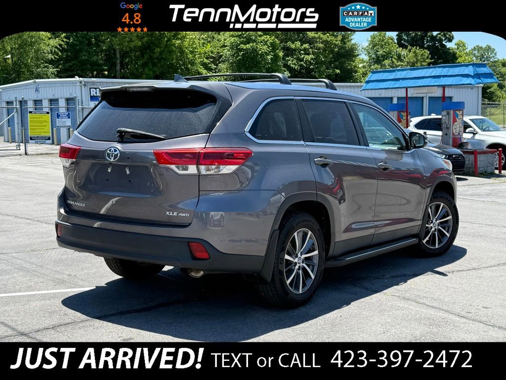 Used 2019 Toyota Highlander XLE AWD/4WD image 5