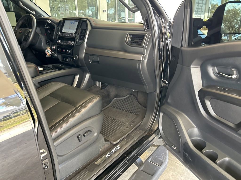 Used 2021 Nissan Titan PRO-4X w/ Pro-4x Convenience Package image 27