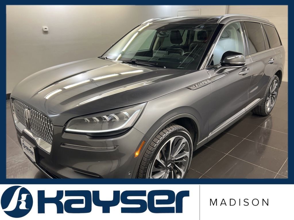 Used 2023 Lincoln Aviator Reserve w/ Equipment Group 201A image 3
