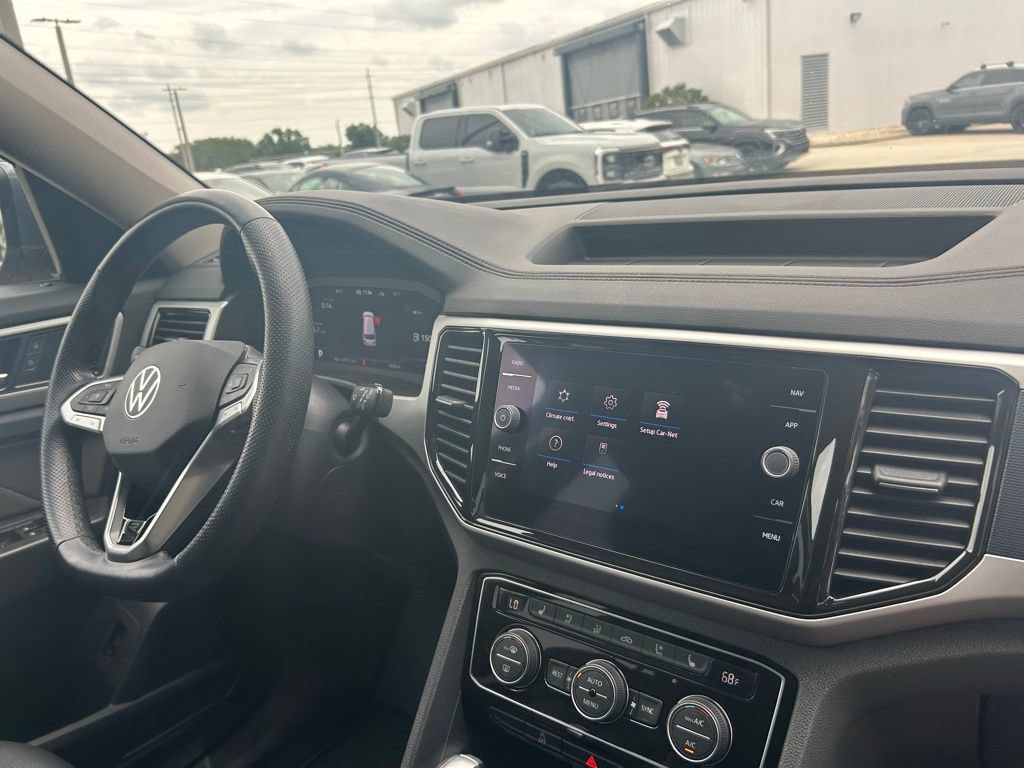 Certified 2022 Volkswagen Atlas SEL Premium AWD/4WD image 39
